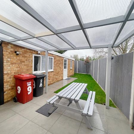 Home Near London Heathrow, Slough,Windsor,Legoland Colnbrook Exteriér fotografie